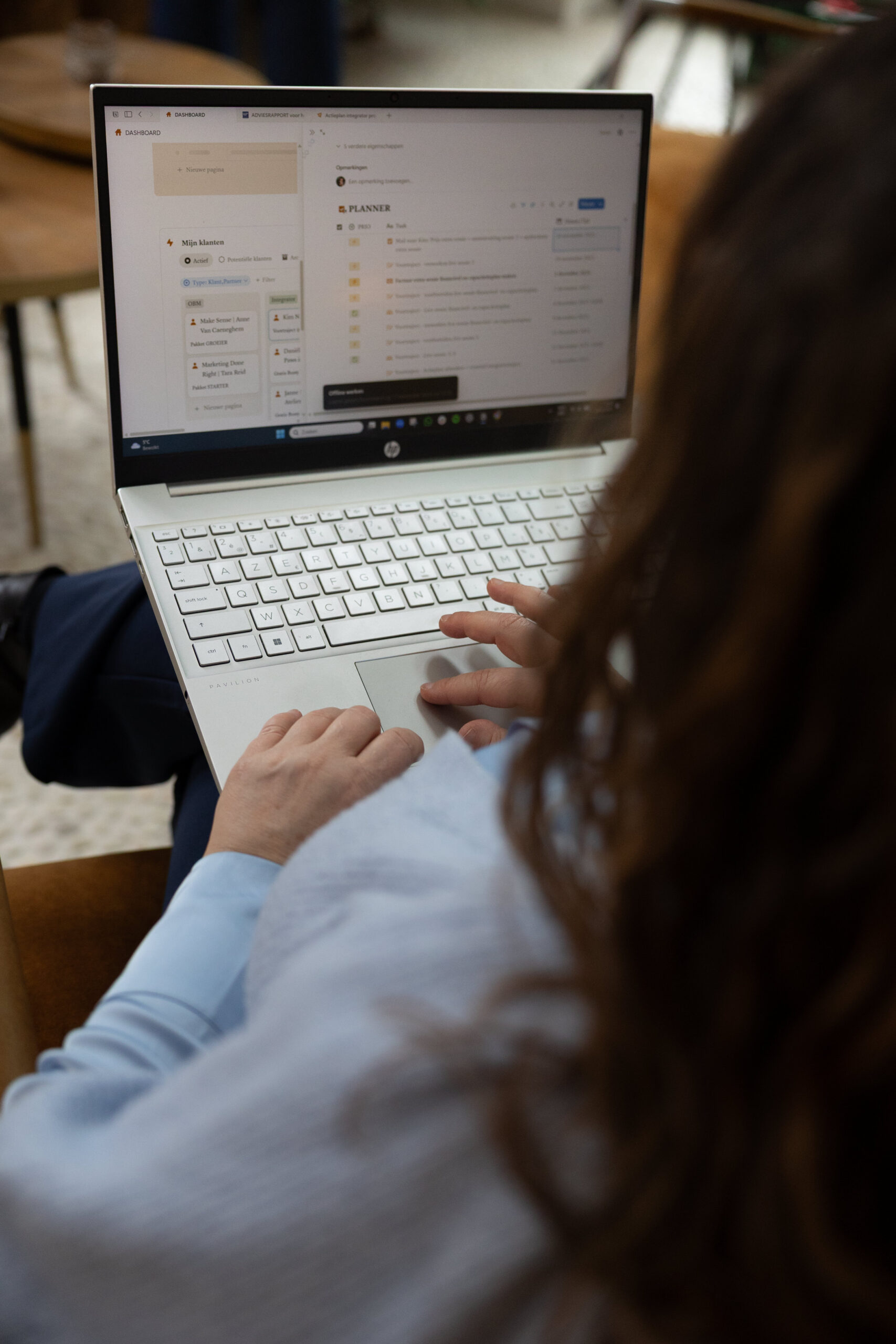 Annelies Neven, Business Integrator, gefotografeerd tijdens een werkmoment